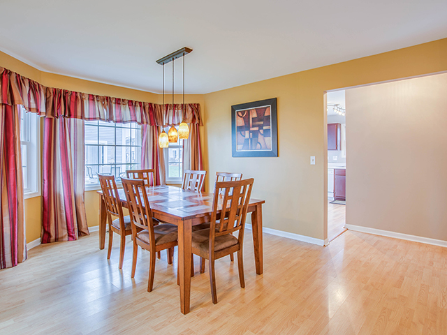 265 Eclipse Dr #29-1, Carol Stream, IL 60188 photo 5