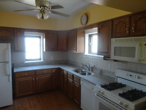1415 N Lee Blvd, Berkeley, IL 60163 photo 2