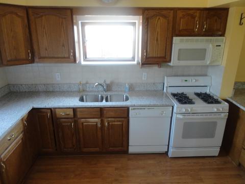 1415 N Lee Blvd, Berkeley, IL 60163 photo 3
