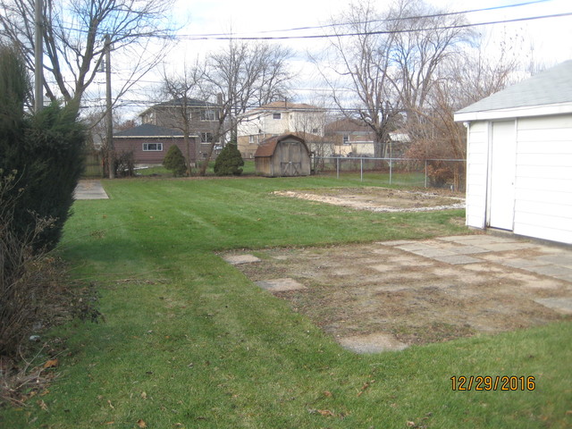 4550 Cracow Ave, Lyons, IL 60534 photo 10