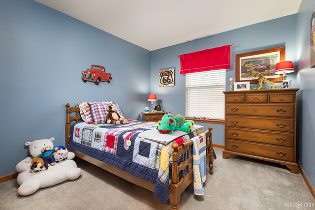 315 Weymouth Ave, Elgin, IL 60124 photo 9