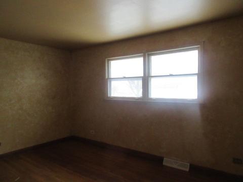 3210 Maple Ln, Hazel Crest, IL 60429 photo 5
