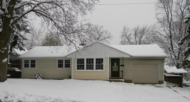 766 Oak St, Elgin, IL 60123 photo 1