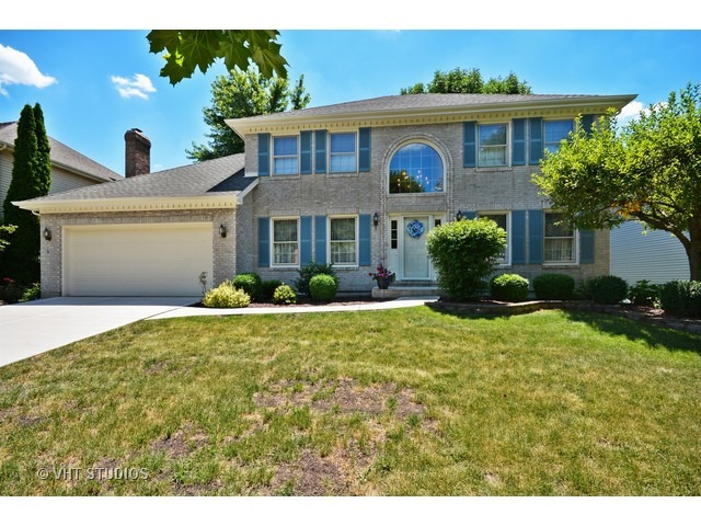 1670 Ithaca Dr, Naperville, IL 60565 photo 1