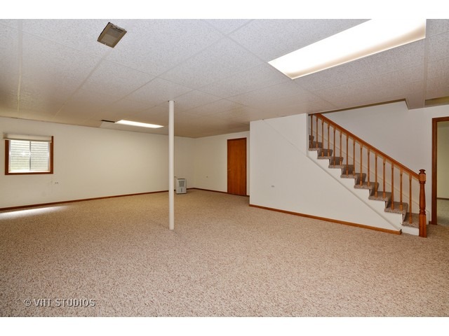 1670 Ithaca Dr, Naperville, IL 60565 photo 13