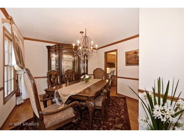 1670 Ithaca Dr, Naperville, IL 60565 photo 10