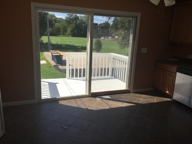 1013 Bangs St, Aurora, IL 60505 photo 5