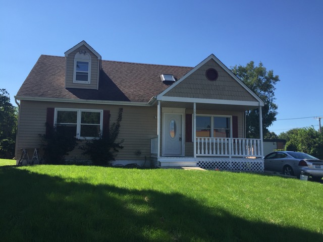 1013 Bangs St, Aurora, IL 60505 photo 1