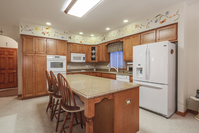 13525 Rockefeller Dr, Plainfield, IL 60544 photo 13
