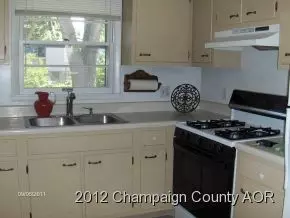 1918 Crescent, Champaign, IL 61821 photo 12