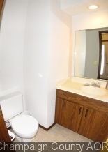 2103 Sunview Dr, Champaign, IL 61821 photo 7