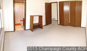 2103 Sunview Dr, Champaign, IL 61821 photo 9
