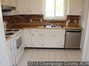 2407 Leeper Dr, Champaign, IL 61821 photo 3