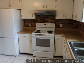 2407 Leeper Dr, Champaign, IL 61821 photo 4