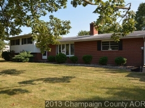 220 E Springfield Rd, Arcola, IL 61910 photo 1