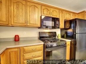 422 E Newton, Mansfield, IL 61854 photo 13