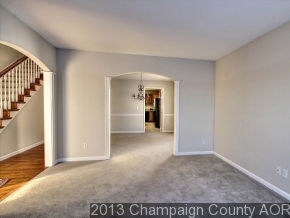 422 E Newton, Mansfield, IL 61854 photo 3