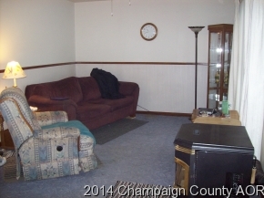3214 Kimberly Dr, Champaign, IL 61821 photo 2