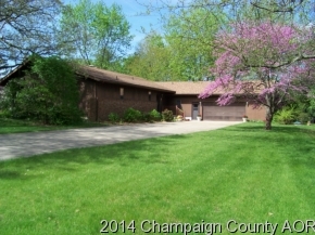 41 Glenn Dr, White Heath, IL 61884 photo 2