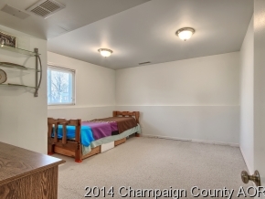 1605 Harbor Point Dr, Champaign, IL 61821 photo 18
