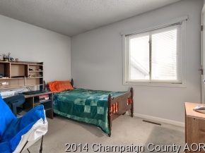 1605 Harbor Point Dr, Champaign, IL 61821 photo 10