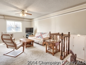 1605 Harbor Point Dr, Champaign, IL 61821 photo 3