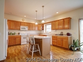 3308 Springview Ln, Champaign, IL 61822 photo 9