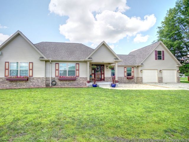 106 Gilroy St, Sidell, IL 61876 photo 1