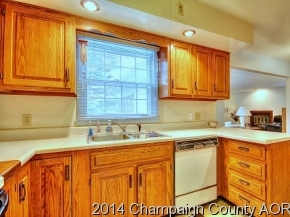 1814 Robert, Champaign, IL 61821 photo 8