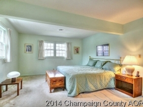 1814 Robert, Champaign, IL 61821 photo 14