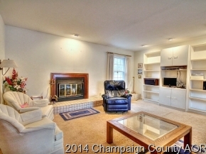 1814 Robert, Champaign, IL 61821 photo 12