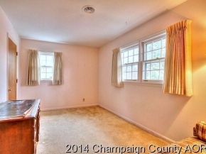 1814 Robert, Champaign, IL 61821 photo 13