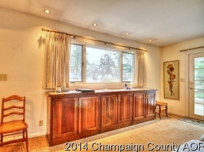 1814 Robert, Champaign, IL 61821 photo 10