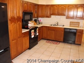 1605 Summit Rdg, Champaign, IL 61821 photo 5
