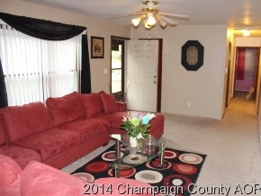 1605 Summit Rdg, Champaign, IL 61821 photo 2