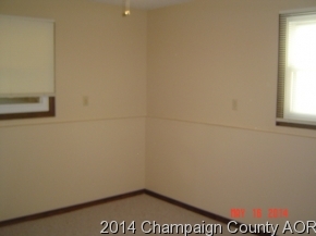 908 Pinecrest Dr, Rantoul, IL 61866 photo 17