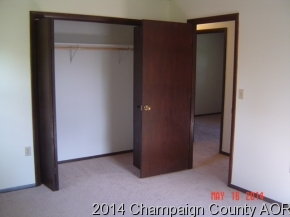 908 Pinecrest Dr, Rantoul, IL 61866 photo 12
