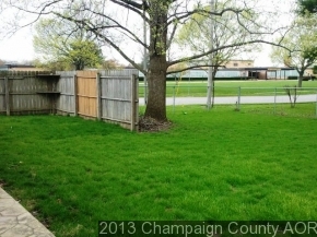 2012 W Sangamon, Champaign, IL 61821 photo 3