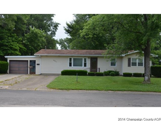 328 Forest Ln, Arthur, IL 61911 photo 1