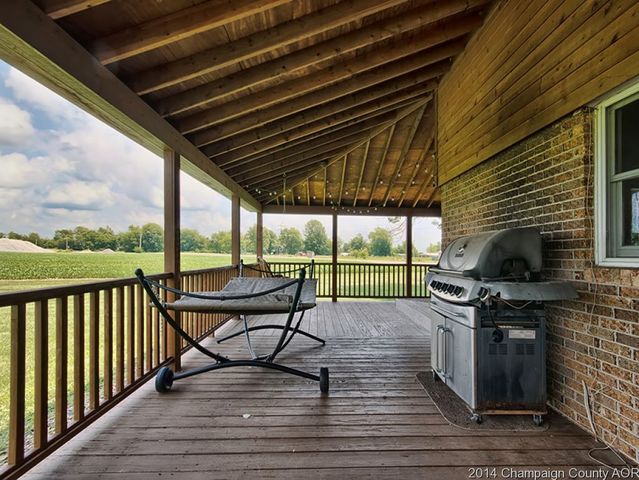 202 E Meade, White Heath, IL 61884 photo 5