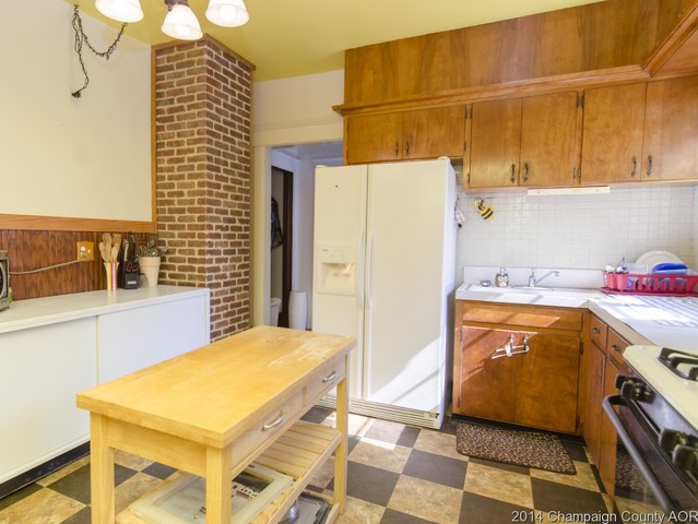 312 N Edwin St, Champaign, IL 61821 photo 11