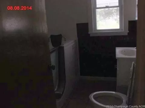 519 E Ash St, Watseka, IL 60970 photo 6