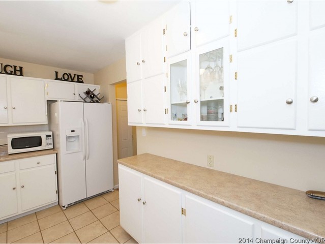 1909 Cypress Dr, Champaign, IL 61821 photo 4