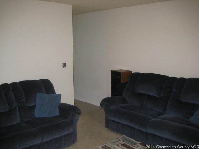1407 Aztec Dr, Champaign, IL 61821 photo 5