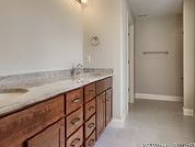 2103 Max Run, Champaign, IL 61822 photo 10