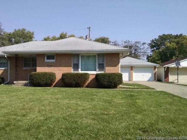 1208 Thomas Dr, Champaign, IL 61821 photo 1