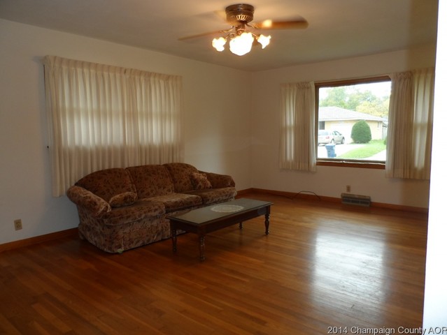 1208 Thomas Dr, Champaign, IL 61821 photo 14
