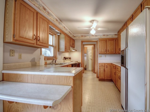 701 E Meyer, Monticello, IL 61856 photo 10