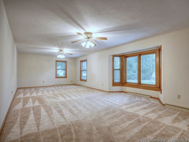 701 E Meyer, Monticello, IL 61856 photo 4