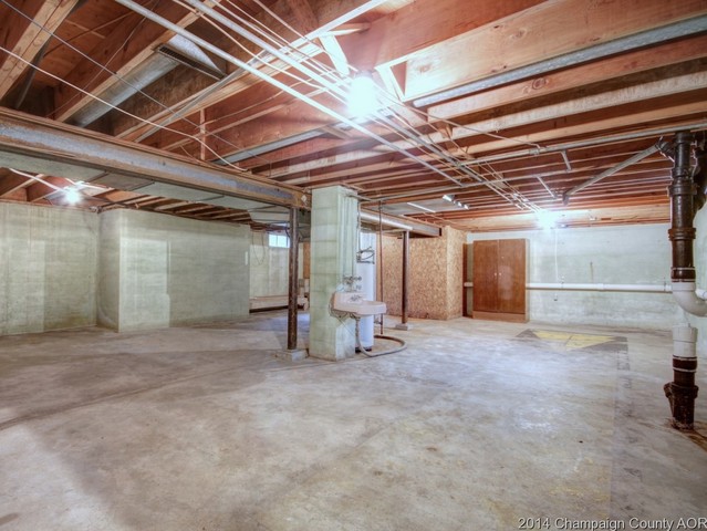 701 E Meyer, Monticello, IL 61856 photo 19
